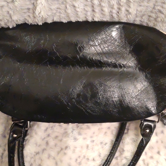 Black and White Zebra Print Handbag - Picture 7 of 7